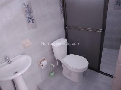 Casa de 5 alcobas en venta en Enciso, Medellín, 147 m² · foto 7 de 10