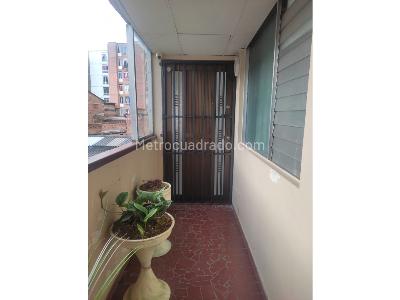 Apartamento de 2 alcobas en venta en Bombona, Medellín, 48 m² · foto 10 de 20