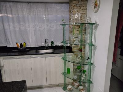 Apartamento de 2 alcobas en venta en Bombona, Medellín, 48 m² · foto 13 de 20