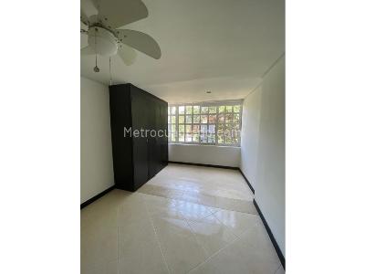 Apartamento en venta en Boston, Medellín · foto 10 de 20
