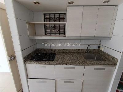 Apartaestudio en arriendo en La Candelaria, Medellín, 40 m² · foto 3 de 17