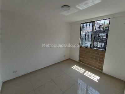 Apartaestudio en arriendo en La Candelaria, Medellín, 40 m² · foto 7 de 17