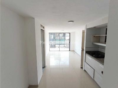 Apartaestudio en arriendo en La Candelaria, Medellín, 40 m² · foto 10 de 17