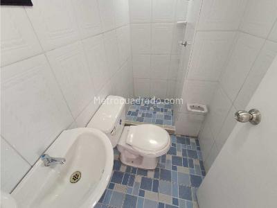 Apartaestudio en arriendo en La Candelaria, Medellín, 40 m² · foto 11 de 17