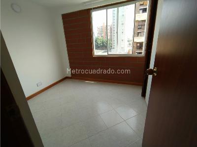 Apartamento de 3 alcobas en arriendo en Belen, Medellín, 68 m² · foto 10 de 19
