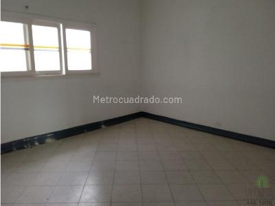 Casa de 5 alcobas en venta en Boston, Medellín, 359 m² · foto 4 de 20