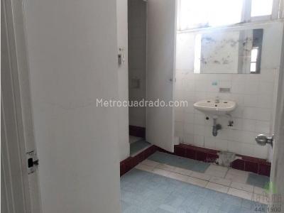 Casa de 5 alcobas en venta en Boston, Medellín, 359 m² · foto 20 de 20