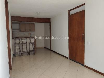 Apartamento de 3 alcobas en arriendo en Boston, Medellín, 53 m² · foto 5 de 11