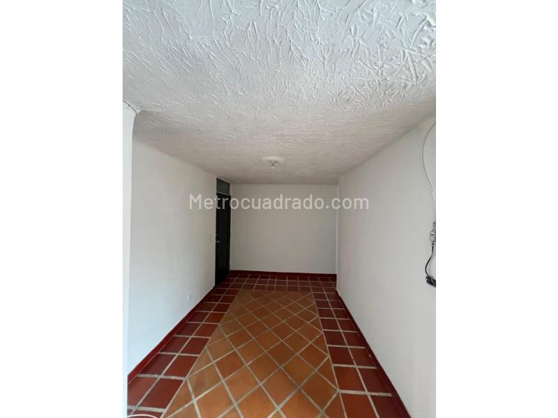 Excelente Apartamento de 2 Alcobas cerca a Avenida Oriental - 7