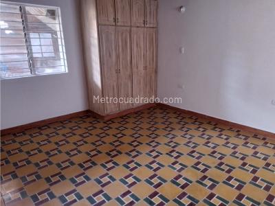 Casa de 4 alcobas en venta en Villahermos, Medellín, 110 m² · foto 4 de 14