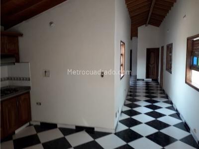 Casa de 3 alcobas en venta en Los Angeles, Medellín, 95 m² · foto 3 de 13