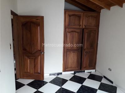 Casa de 3 alcobas en venta en Los Angeles, Medellín, 95 m² · foto 4 de 13