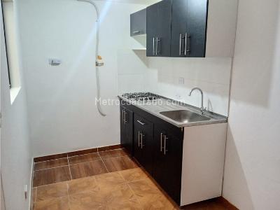 Apartamento de 2 alcobas en arriendo en La Piñuela, Medellín, 60 m² · foto 1 de 20