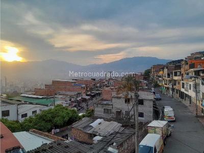 Casa de 3 alcobas en venta en Enciso, Medellín, 90 m² · foto 10 de 18