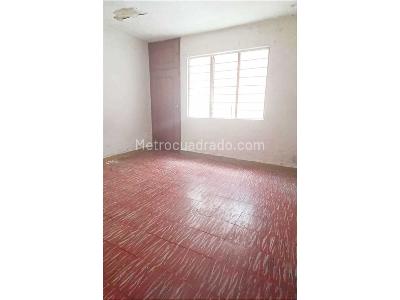 Casa de 4 alcobas en venta en Villa Hermosa, Medellín, 135 m² · foto 12 de 16