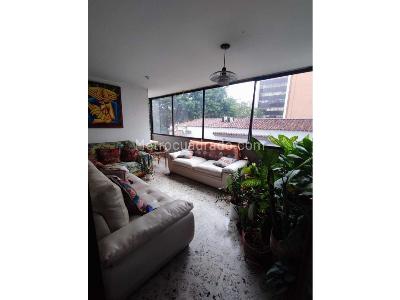 Apartamento en venta en La Candelaria, Medellín · foto 3 de 8