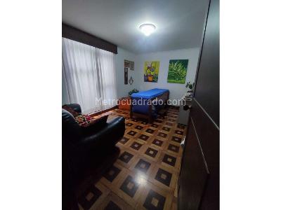 Apartamento en venta en La Candelaria, Medellín · foto 4 de 8