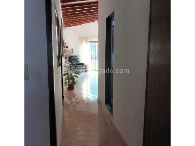 Apartamento en venta en Villa Hermosa, Medellín · foto 9 de 17
