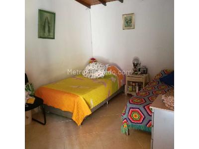 Apartamento en venta en Villa Hermosa, Medellín · foto 10 de 17