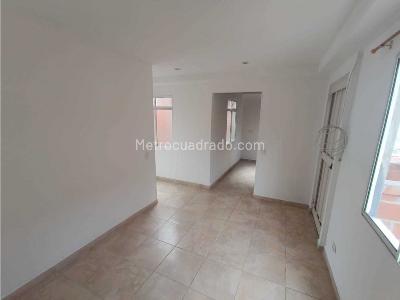 Apartamento en venta en La Milagrosa, Medellín · foto 4 de 20