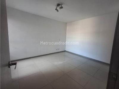 Apartamento de 2 alcobas en venta en Restrepo Narajo, Sabaneta, 76 m² · foto 6 de 14