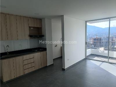 Apartamento de 2 alcobas en venta en La Doctora, Sabaneta, 61 m² · foto 2 de 14