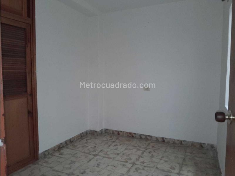 3BR House Near Comfama Aranjuez, Medellín - 7
