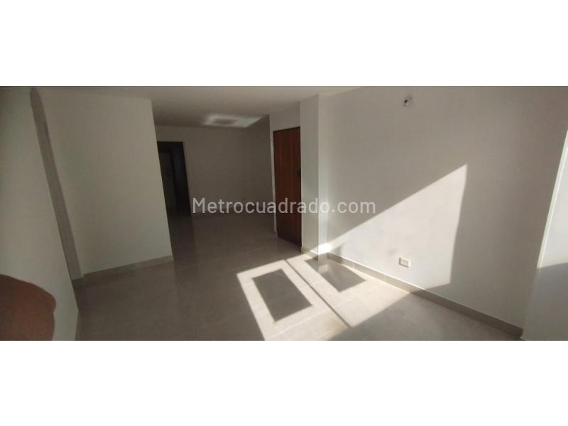 Apartamento Hermoso de 4 Alcobas en Belén San Bernardo - 2