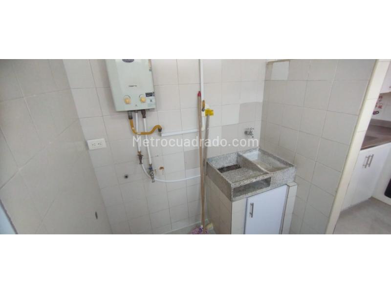 Apartamento Hermoso de 4 Alcobas en Belén San Bernardo - 9