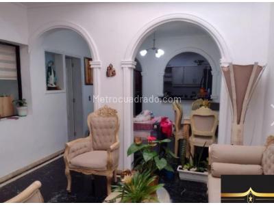 Casa de 3 alcobas en venta en Belen, Medellín, 108 m² · foto 2 de 9