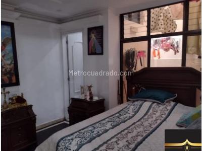 Casa de 3 alcobas en venta en Belen, Medellín, 108 m² · foto 7 de 9