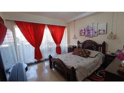 Apartamento de 3 alcobas en venta en Laureles, Medellín, 160 m² · foto 5 de 13
