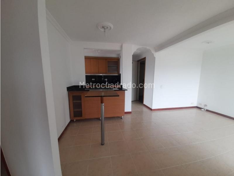3BR Apartment in Suramerica (72 m²)