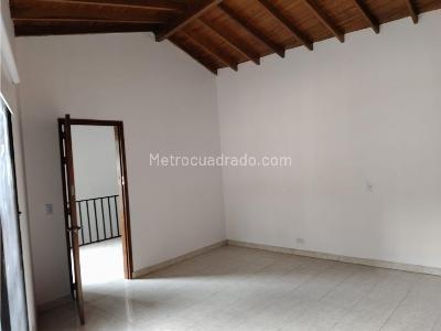 Casa de 3 alcobas en venta en Buenos Aires, Medellín, 150 m² · foto 9 de 15