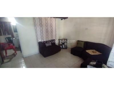 Casa de 4 alcobas en venta en Prado Centro, Medellín, 268 m² · foto 2 de 19