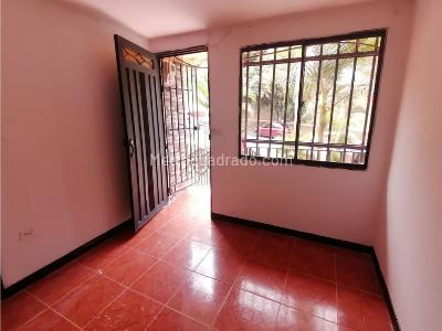 Apartamento de 2 alcobas en arriendo en Buenos Aires, Medellín, 45 m² · foto 4 de 12