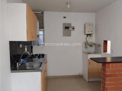 Apartaestudio en venta en Boston, Medellín, 32 m² · foto 3 de 9