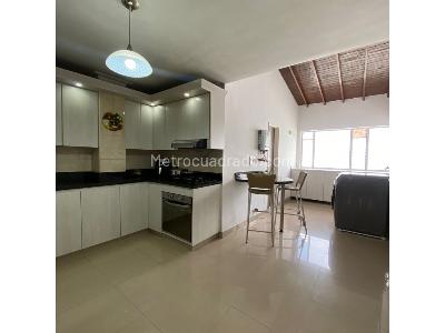 Apartamento en venta en Laureles, Medellín · foto 2 de 15