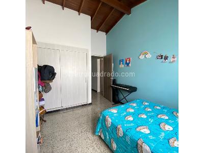 Apartamento en venta en Laureles, Medellín · foto 11 de 15