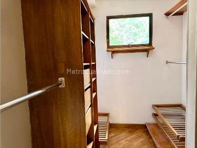 Apartamento de 3 alcobas en venta en Patio Bonito, Medellín, 225 m² · foto 18 de 20
