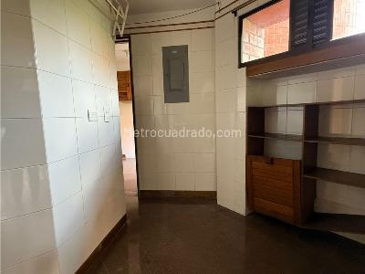 Apartamento de 3 alcobas en venta en Patio Bonito, Medellín, 225 m² · foto 19 de 20