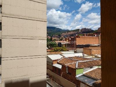 Apartamento de 2 alcobas en arriendo en Bombona, Medellín, 56 m² · foto 12 de 12