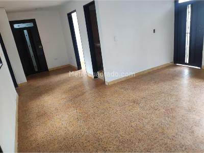 Apartamento en venta en Prado Centro, Medellín · foto 2 de 7