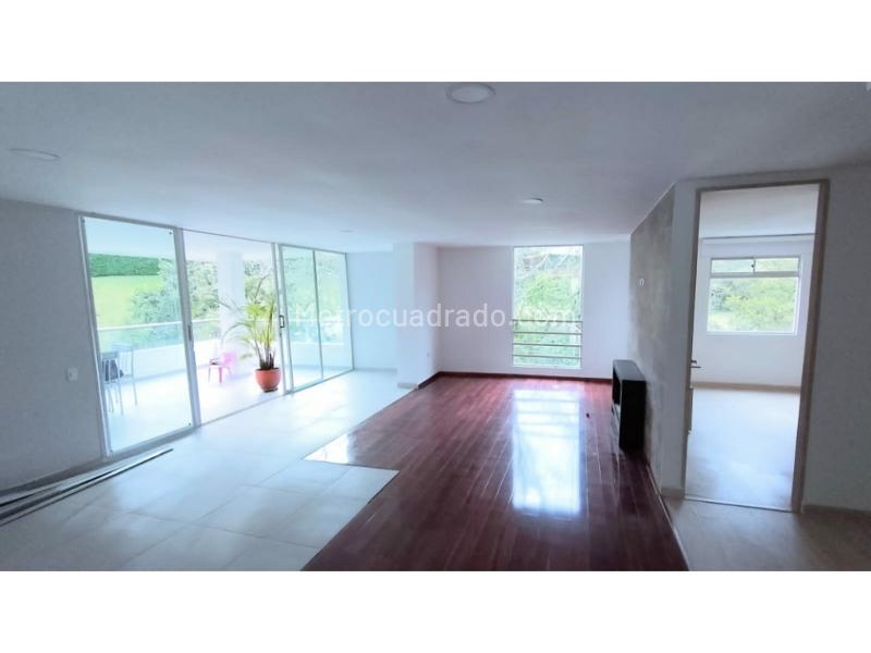 5BR House for Rent in Envigado with Gardens & Gym Area - 2