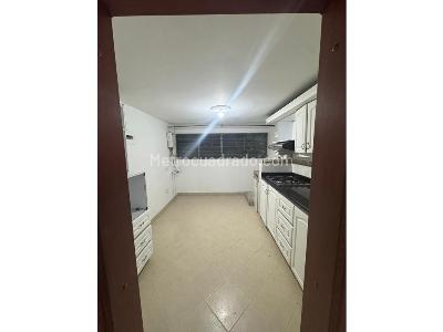 Apartamento en venta en Buenos Aires, Medellín · foto 5 de 20