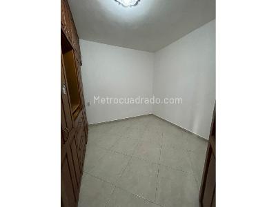 Casa de 5 alcobas en venta en Villa Hermosa, Medellín, 150 m² · foto 6 de 20