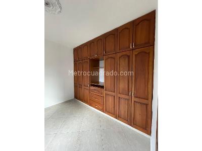 Casa de 5 alcobas en venta en Villa Hermosa, Medellín, 150 m² · foto 7 de 20