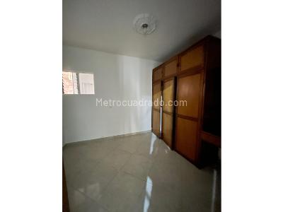 Casa de 5 alcobas en venta en Villa Hermosa, Medellín, 150 m² · foto 10 de 20