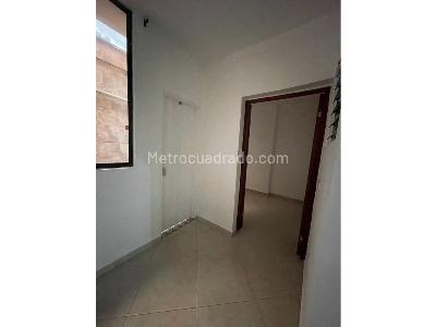 Casa de 5 alcobas en venta en Villa Hermosa, Medellín, 150 m² · foto 13 de 20