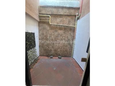Casa de 5 alcobas en venta en Villa Hermosa, Medellín, 150 m² · foto 15 de 20